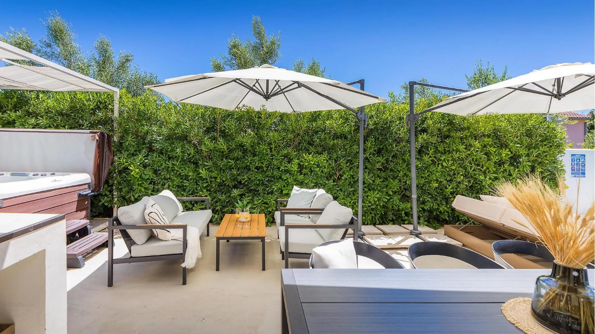 3 Bedroom Gorgeous Home In Pula 0*,